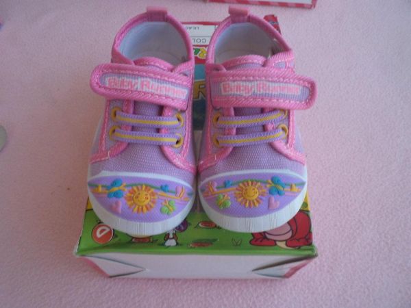 Tenis disponível N.º 23