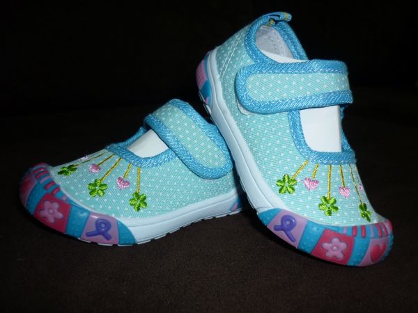Tenis disponível N.º 22